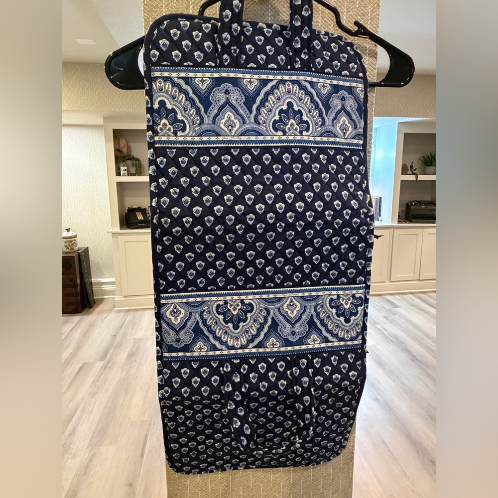 Vera Bradley Hanging Travel Organizer - Nantucket Navy - Picture 7 of 8